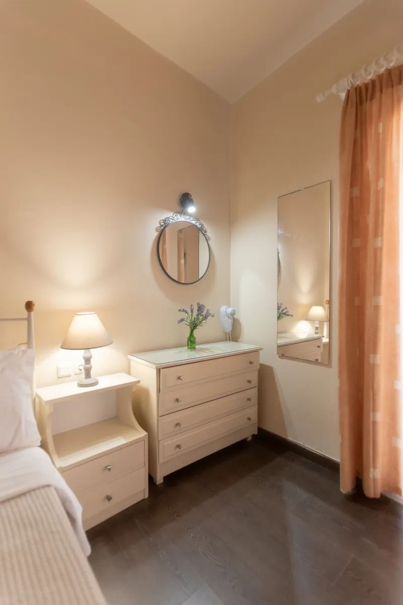Apartment, φωτογραφία
